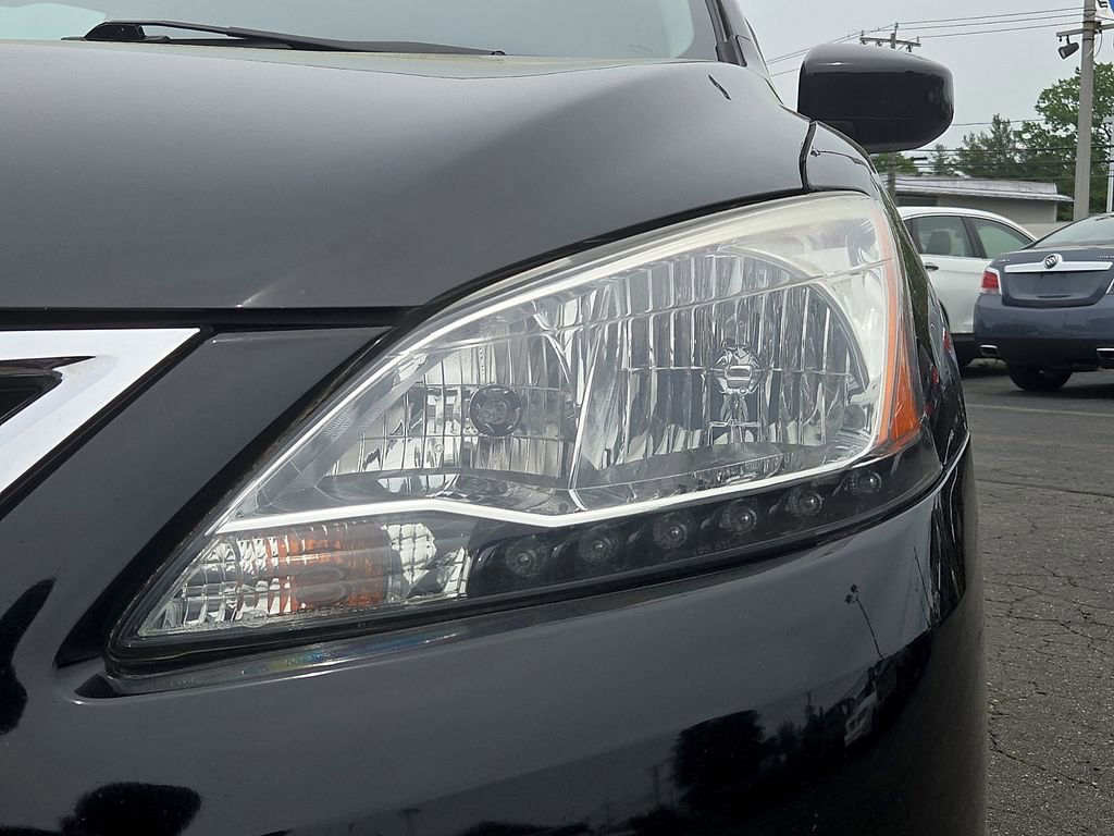 Used 2014 Nissan Sentra SR FWD image 10