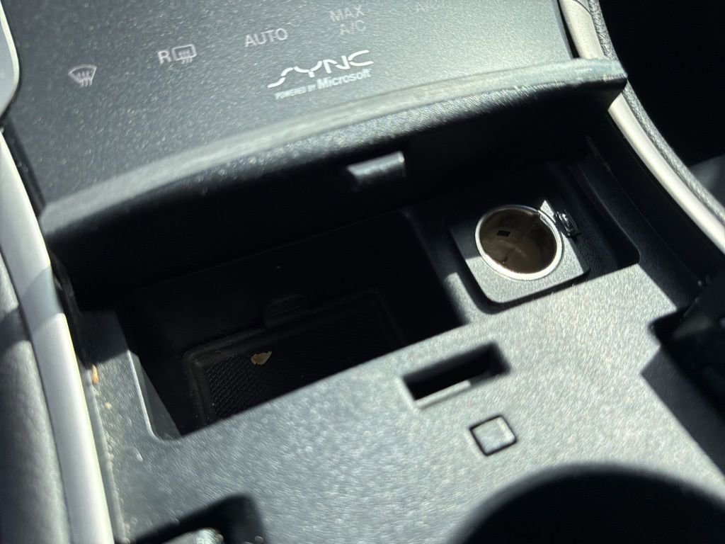 Used 2013 Lincoln MKZ FWD image 25