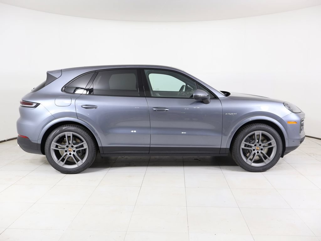 New 2026 Porsche Cayenne E-Hybrid AWD/4WD image 29