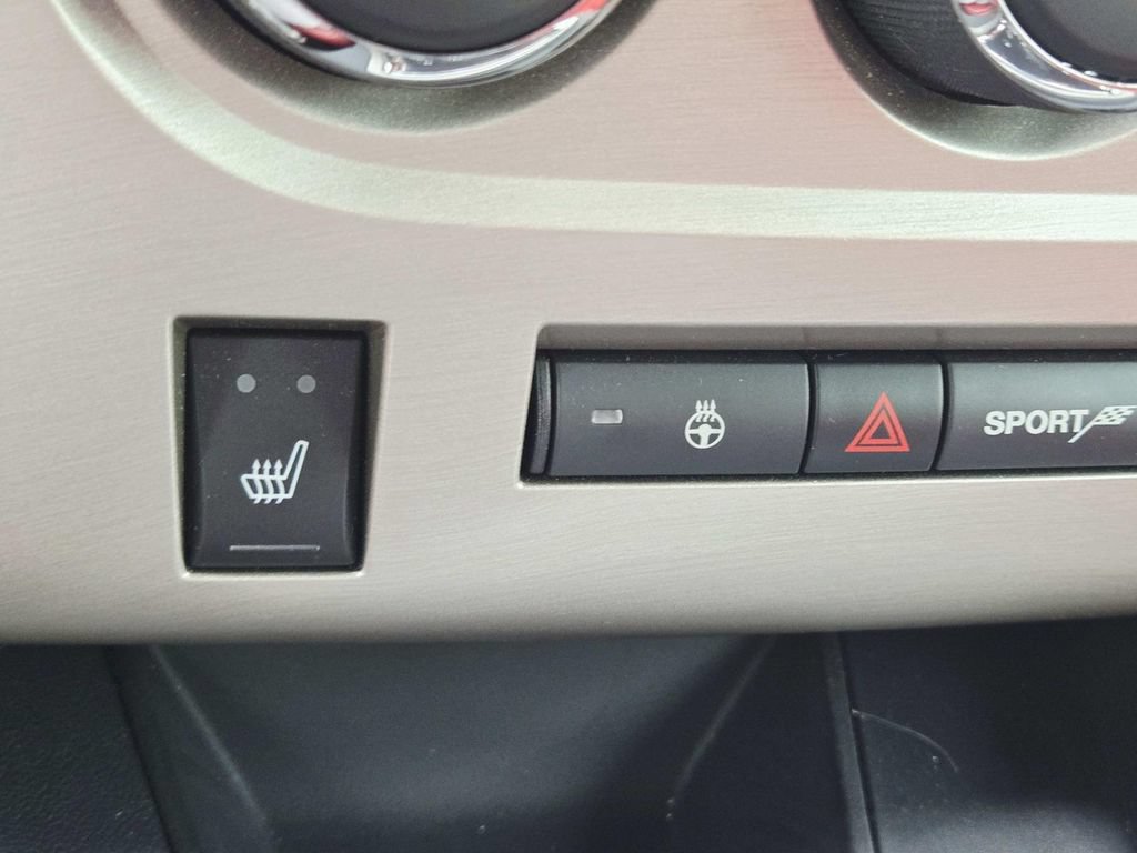 Used 2014 Dodge Challenger SRT8 w/ Harman/Kardon Audio Group RWD image 29