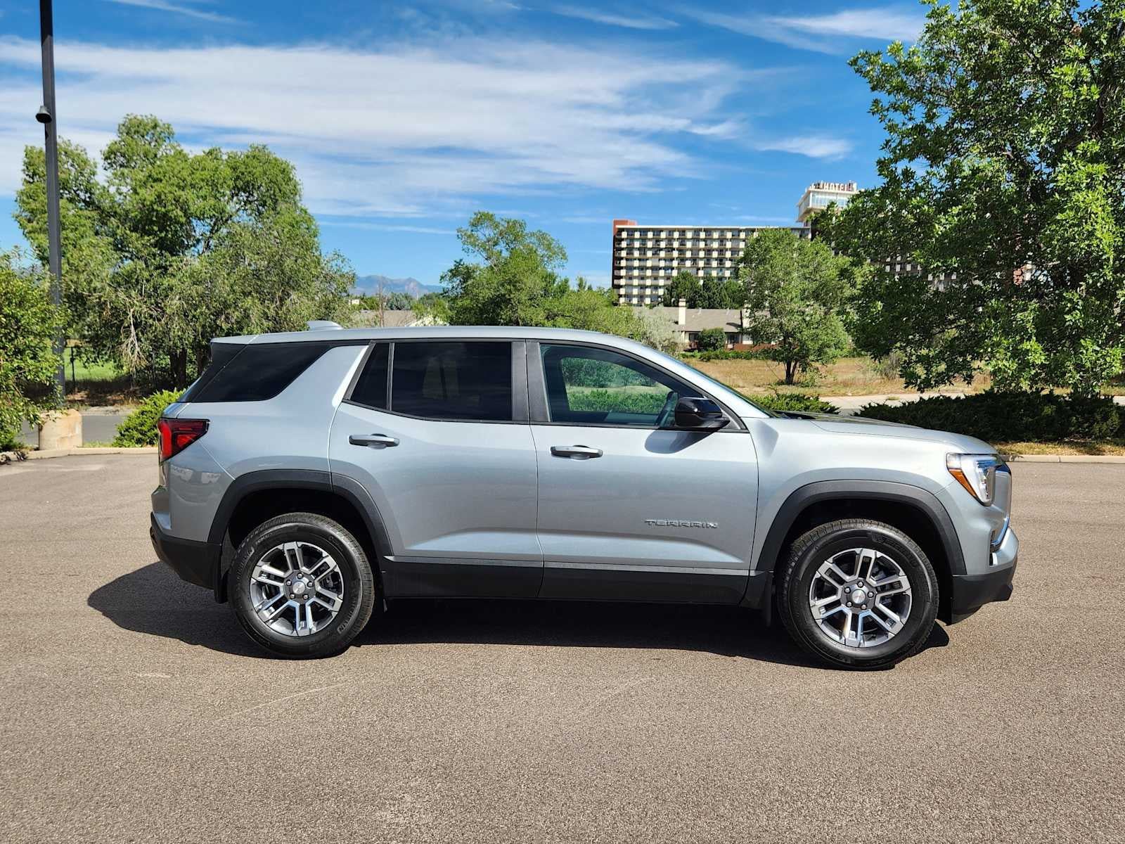 New 2027 GMC Terrain Elevation AWD/4WD image 2