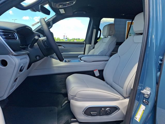 New 2026 Jeep Grand Wagoneer L 4WD image 6