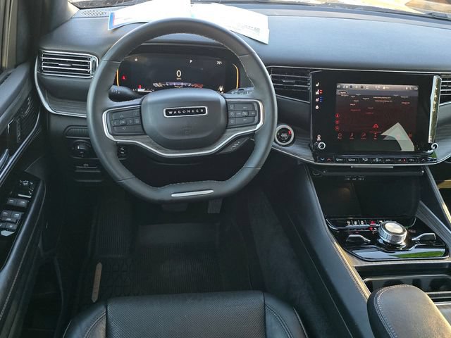 Used 2024 Jeep Wagoneer Series III AWD/4WD image 11