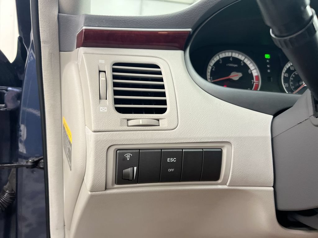 Used 2007 Hyundai Azera SE FWD image 17
