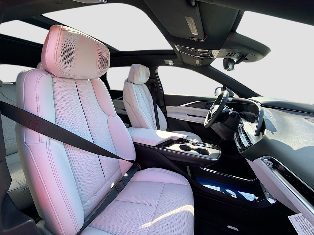 New 2026 Cadillac Lyriq Signature Sport image 30