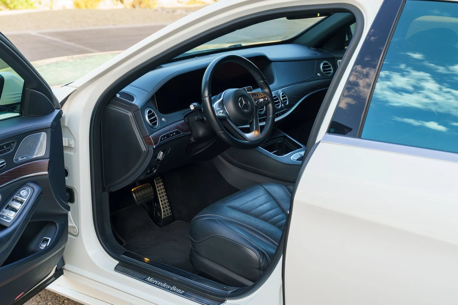 Used 2019 Mercedes-Benz S 450 Sedan image 17