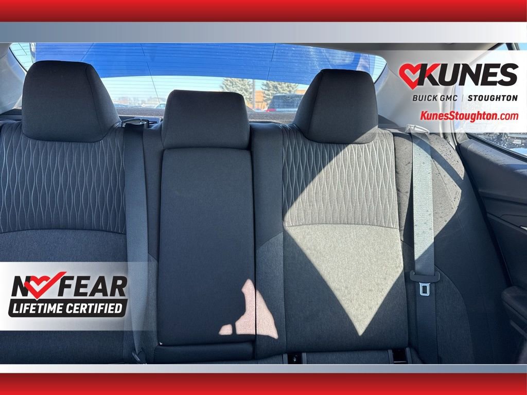 Used 2025 Toyota Camry LE FWD image 32