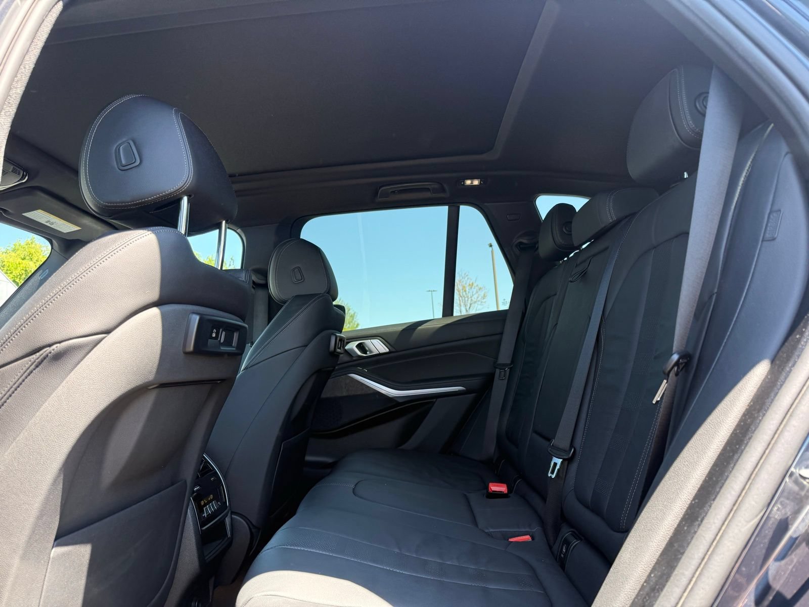 Used 2019 BMW X5 xDrive40i AWD/4WD image 30
