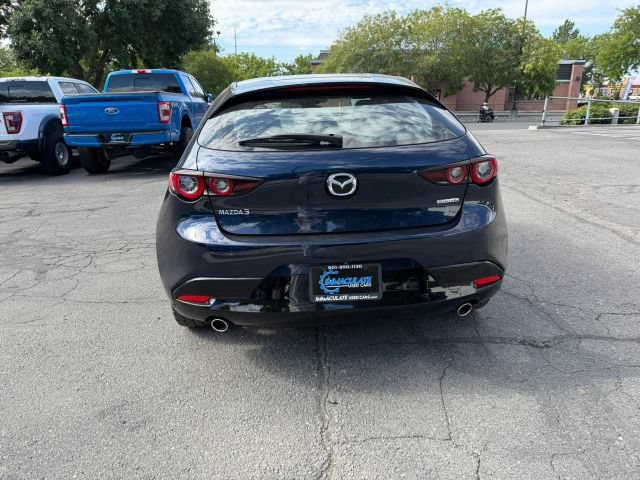 Used 2022 MAZDA MAZDA3 s FWD image 3