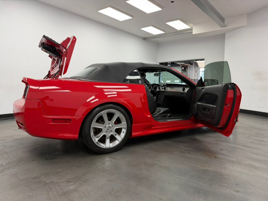 Used 2005 Ford Mustang GT Premium RWD image 46