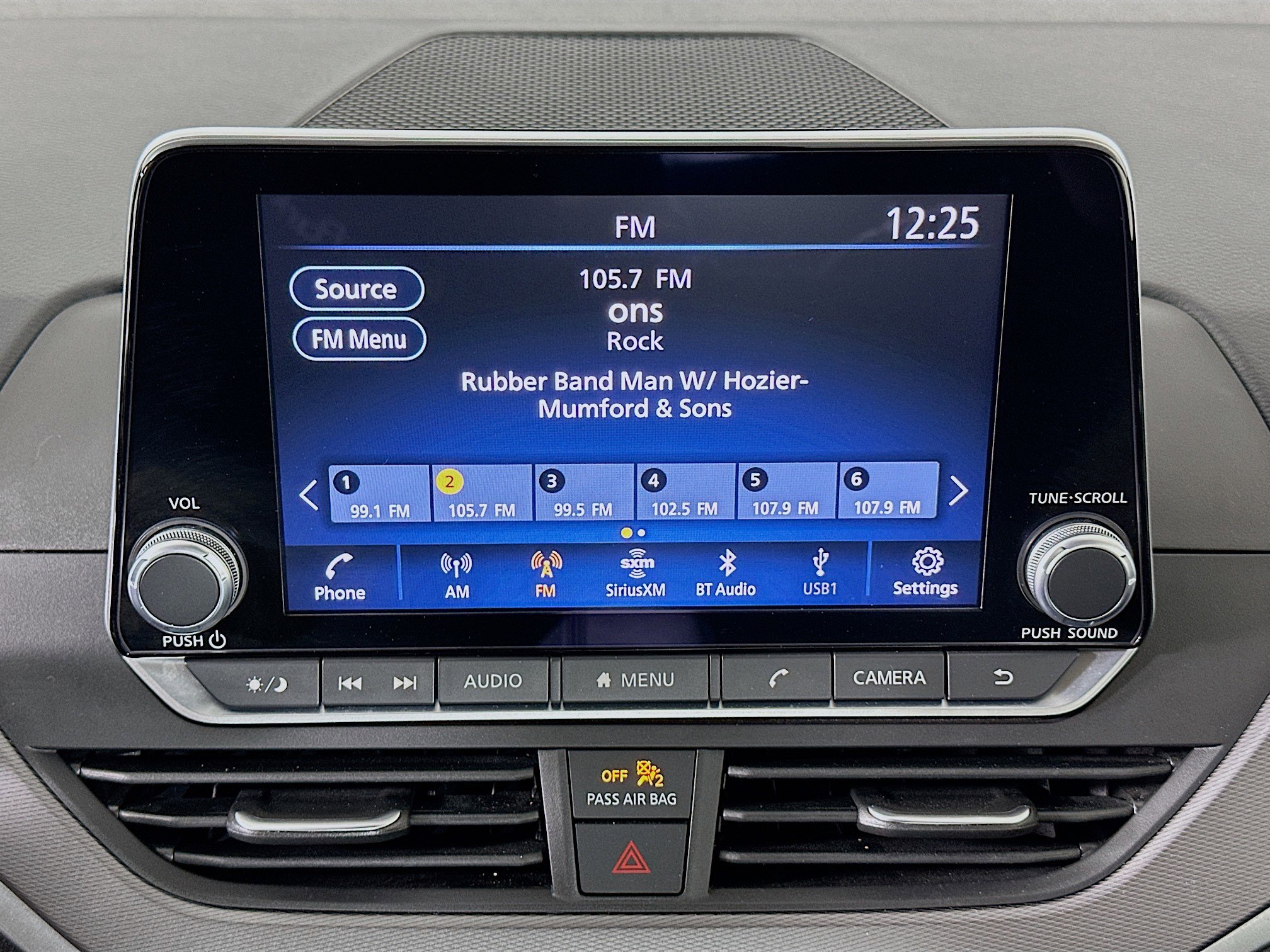 Used 2024 Nissan Altima 2.5 SR image 21