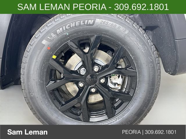 New 2026 Jeep Grand Cherokee Altitude image 30