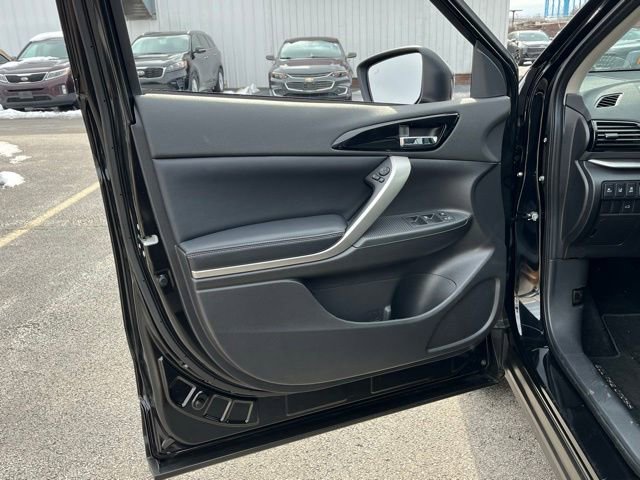 Used 2025 Mitsubishi Eclipse Cross SE image 38