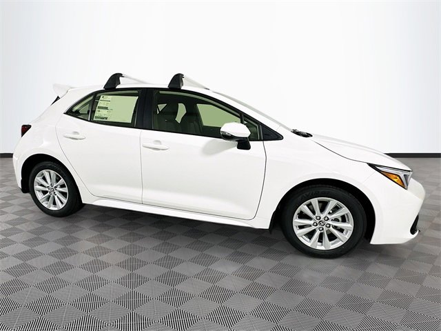 New 2025 Toyota Corolla SE image 3