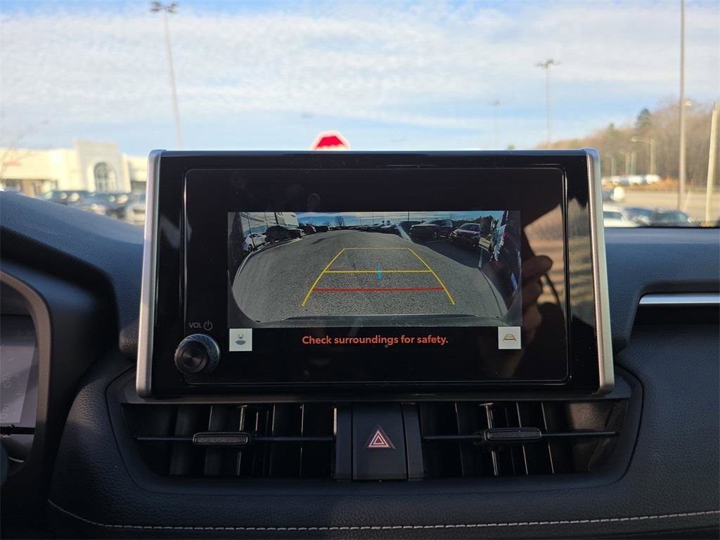 Used 2024 Toyota RAV4 AWD Hybrid image 28