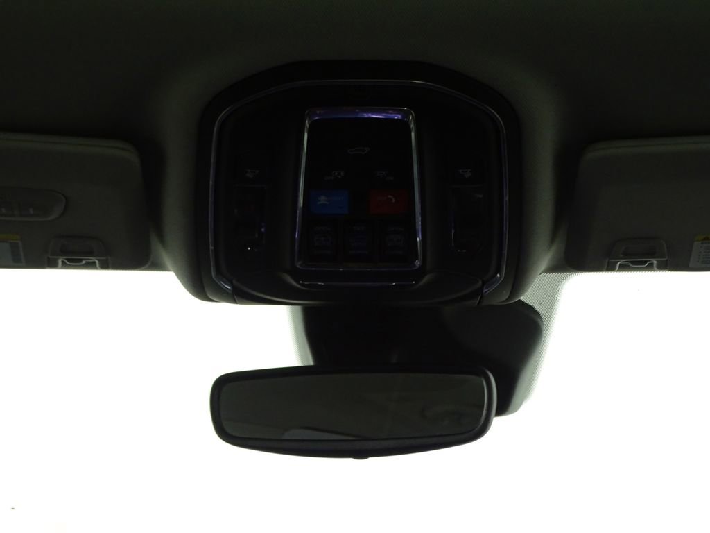 Used 2021 Jeep Grand Cherokee L Limited image 33