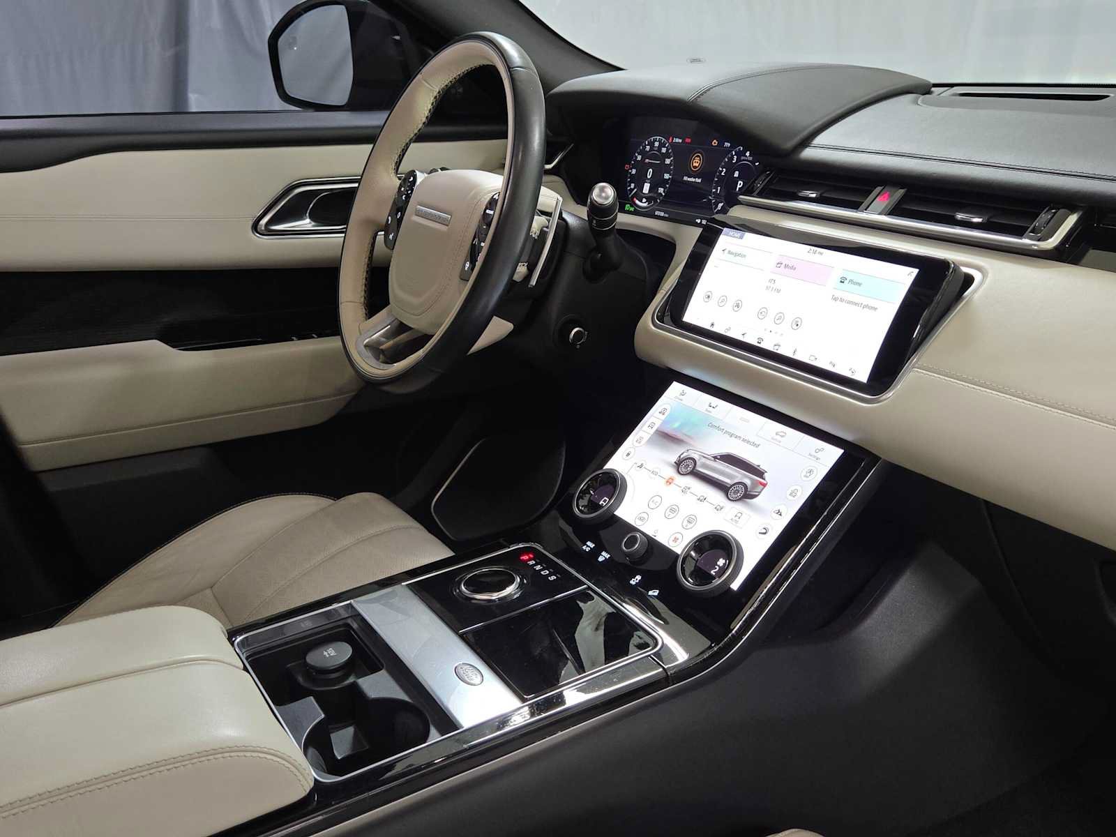 Used 2019 Land Rover Range Rover Velar R-Dynamic HSE AWD/4WD image 10