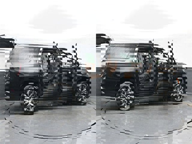 New 2026 Chevrolet Suburban High Country image 43