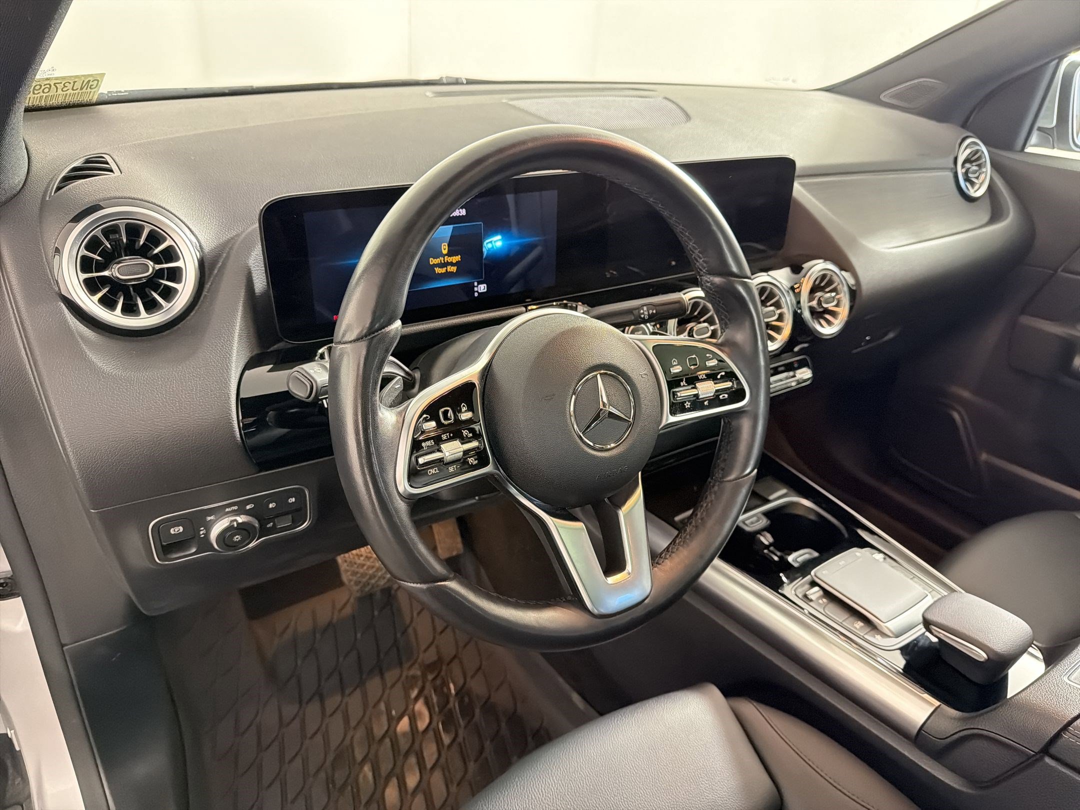 Certified 2022 Mercedes-Benz GLA 250 4MATIC image 4