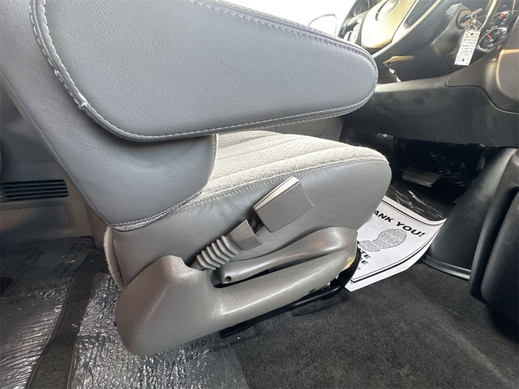 Used 2018 Chevrolet Express 3500 LT w/ LT Preferred Equipment Group image 12