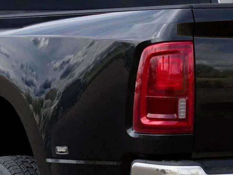 New 2026 RAM 3500 Tradesman AWD/4WD image 38