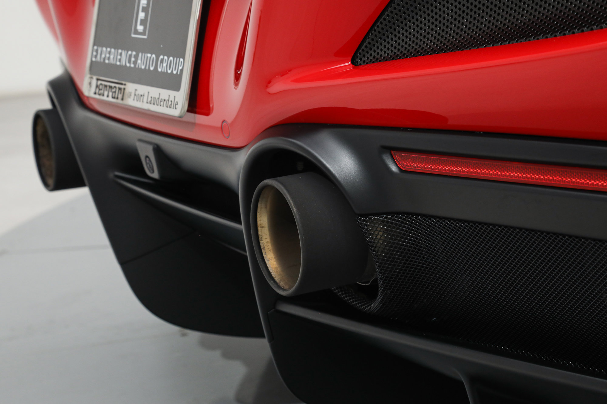 Certified 2021 Ferrari F8 Tributo RWD image 20