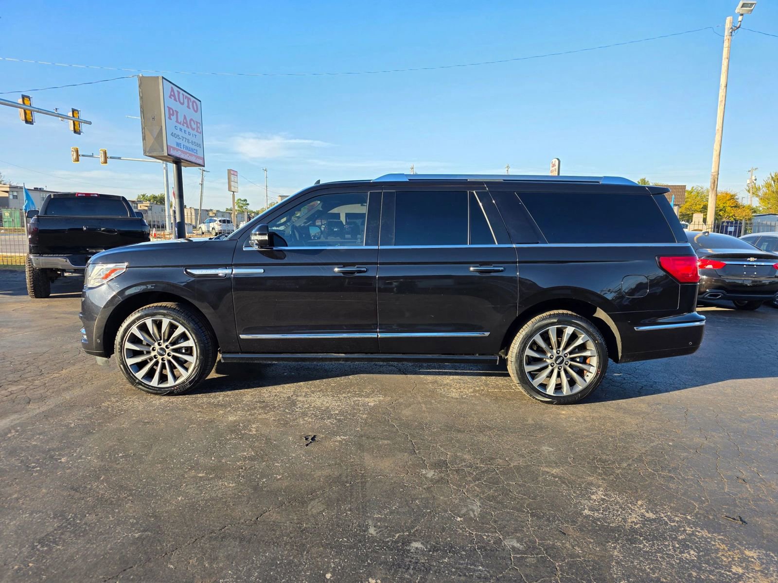 Used 2020 Lincoln Navigator L Reserve image 38