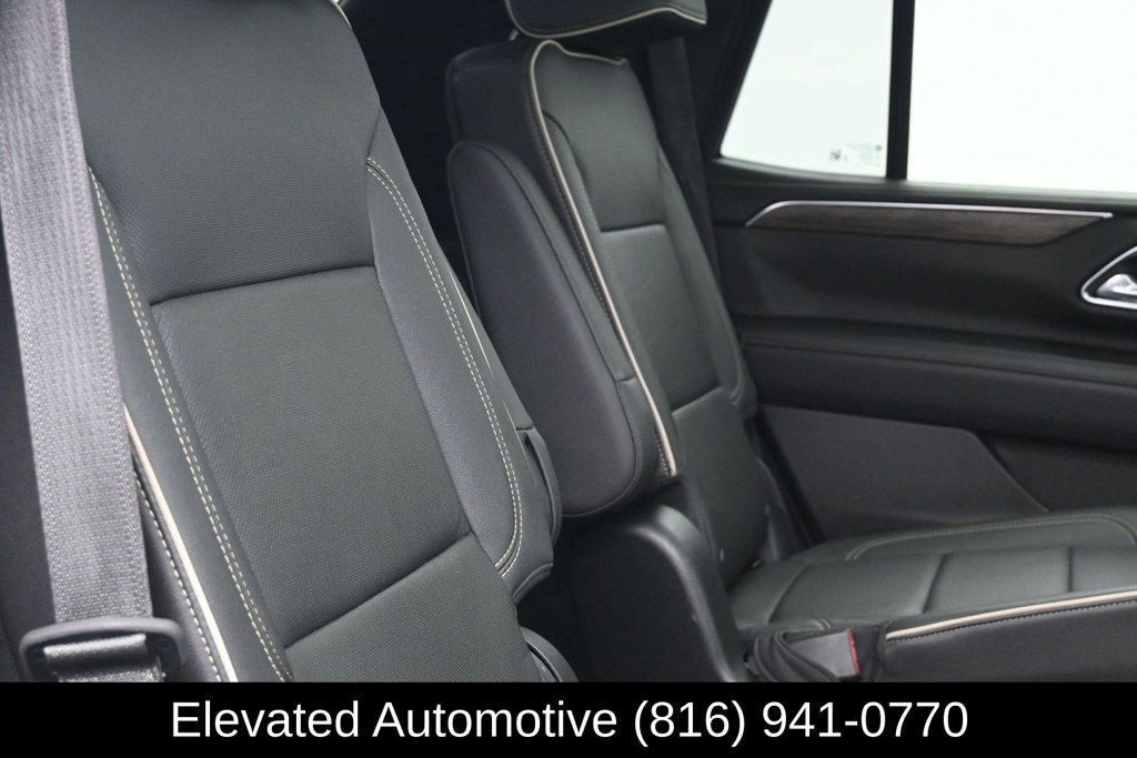 Used 2023 Chevrolet Tahoe Premier w/ Premium Package 2 RWD image 10