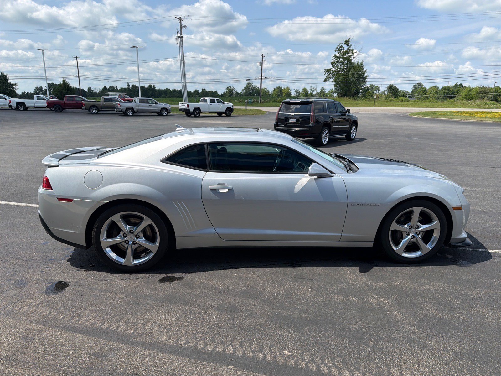 Used 2014 Chevrolet Camaro SS w/ RS Package RWD image 5