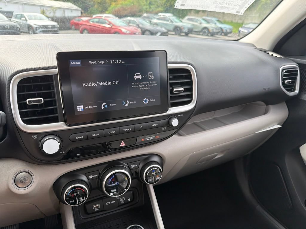 New 2026 Hyundai Venue SEL FWD image 20