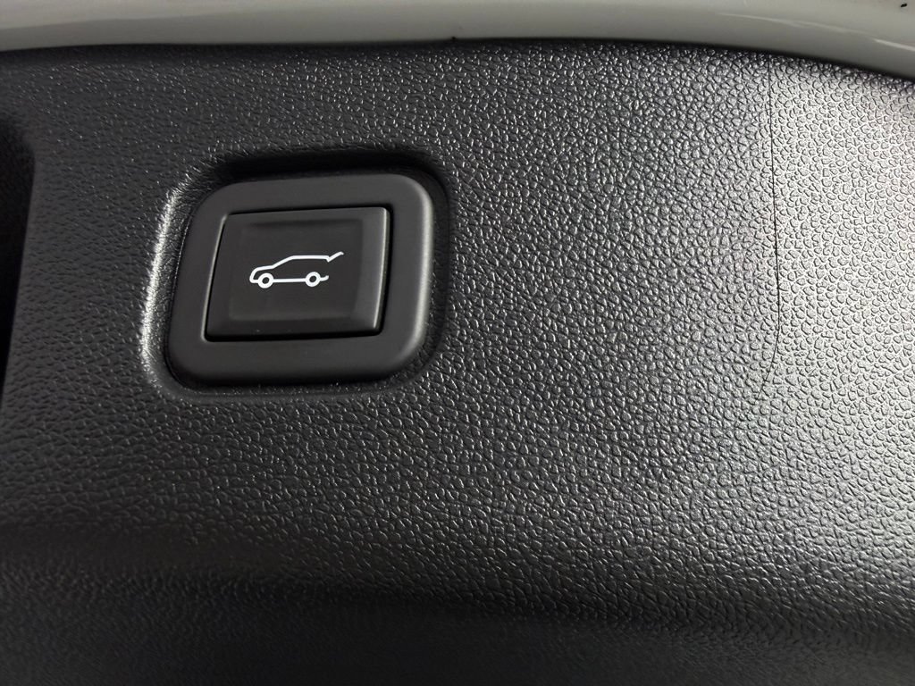 Used 2024 Chevrolet Blazer EV LT AWD/4WD image 29