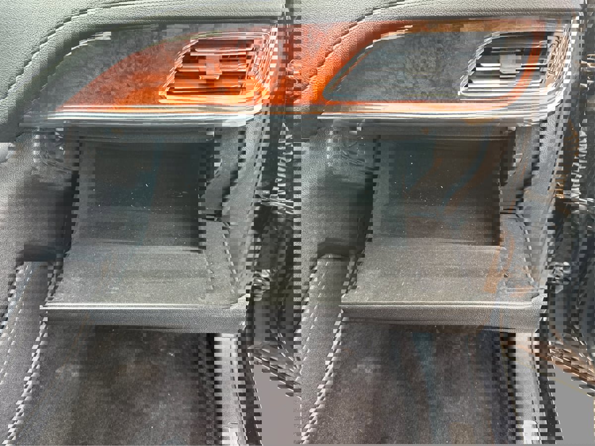 Used 2020 Lincoln Continental FWD image 36