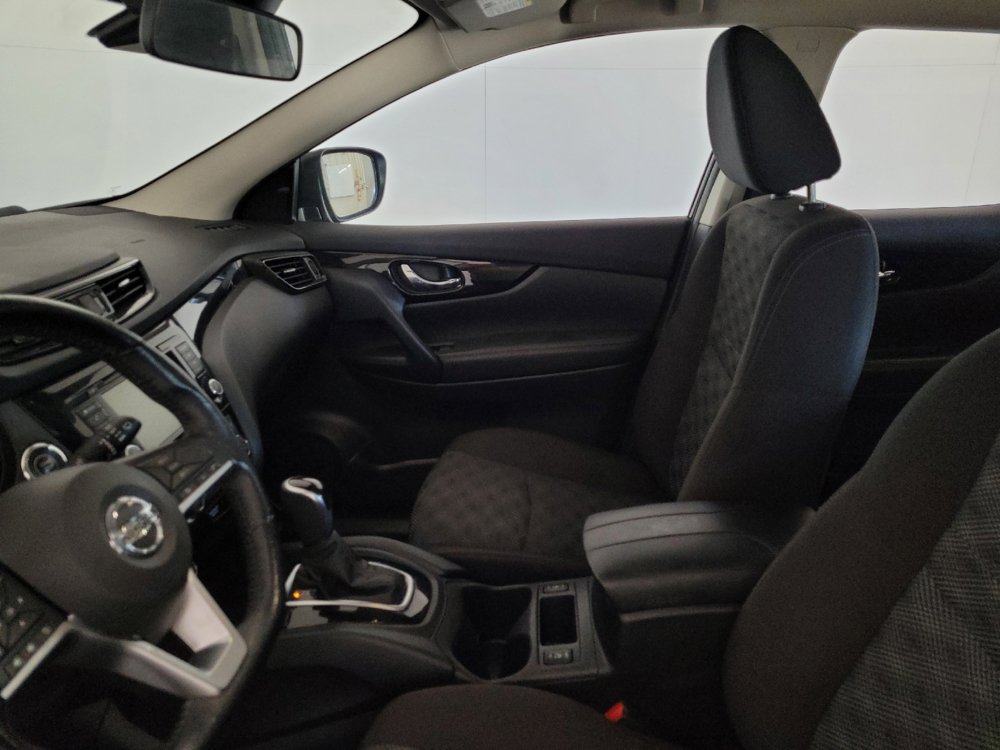 Used 2022 Nissan Rogue Sport SV AWD/4WD image 17
