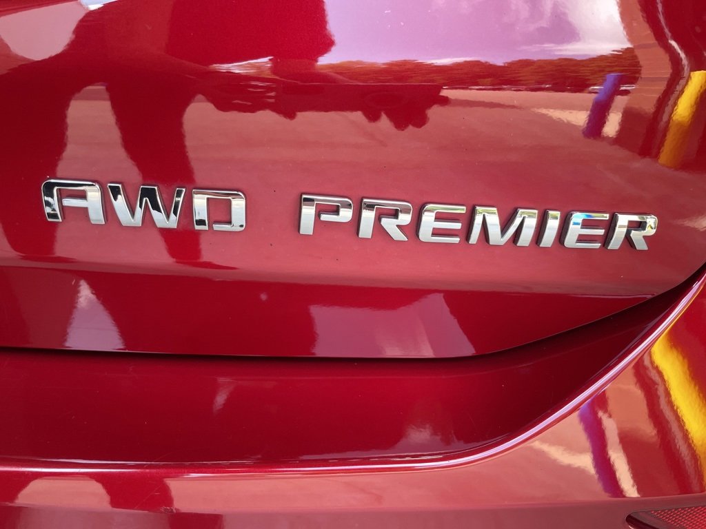 Used 2020 Chevrolet Equinox Premier image 8