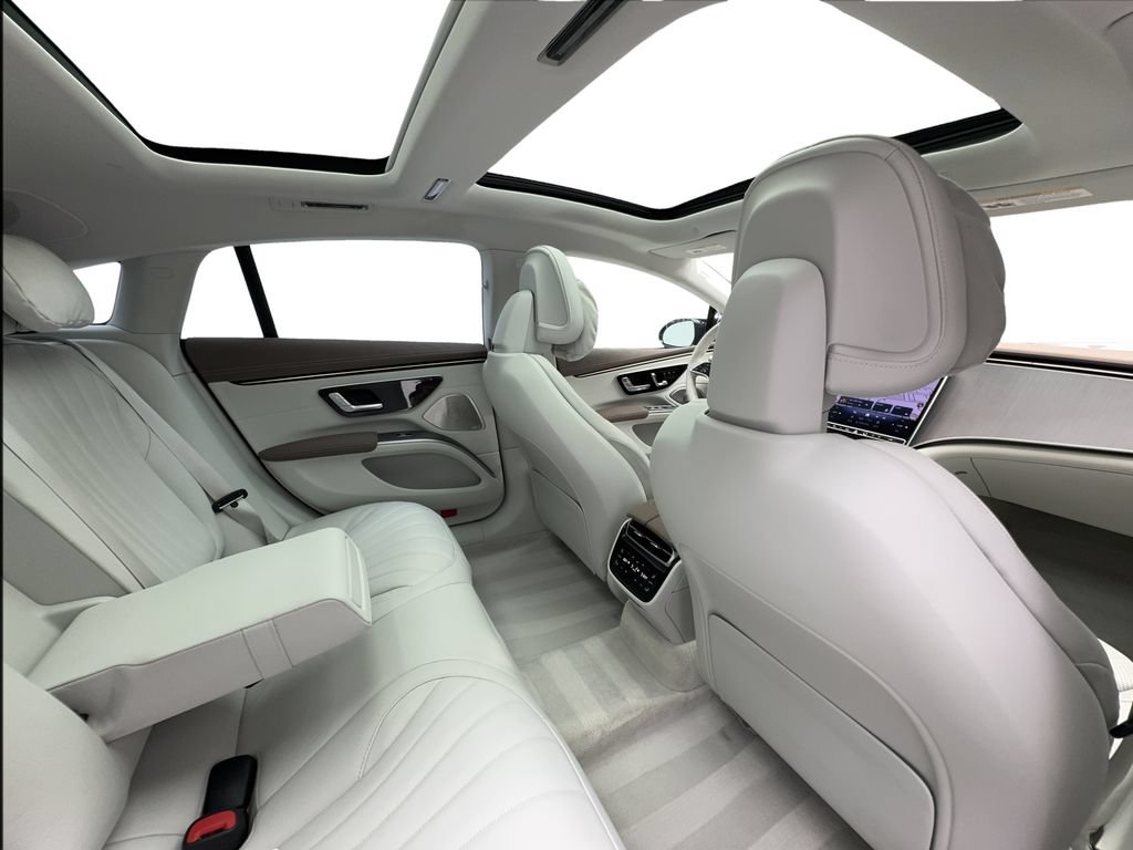 Used 2022 Mercedes-Benz EQS 450+ Sedan image 27
