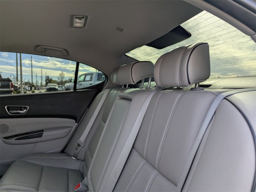 Used 2018 Acura TLX V6 w/ Advance Package image 16