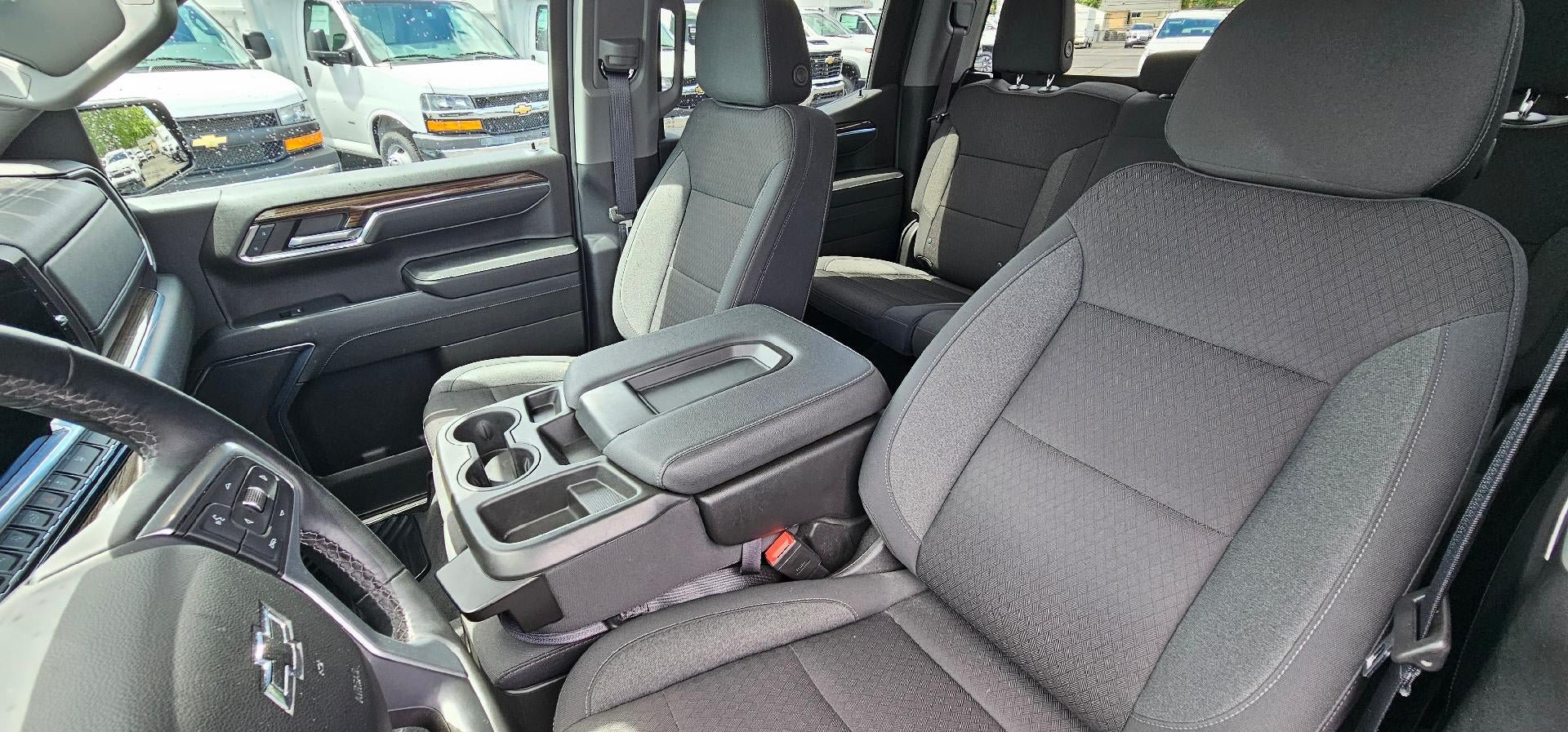 Used 2023 Chevrolet Silverado 1500 RST w/ LPO, Dark Essentials Package AWD/4WD image 11