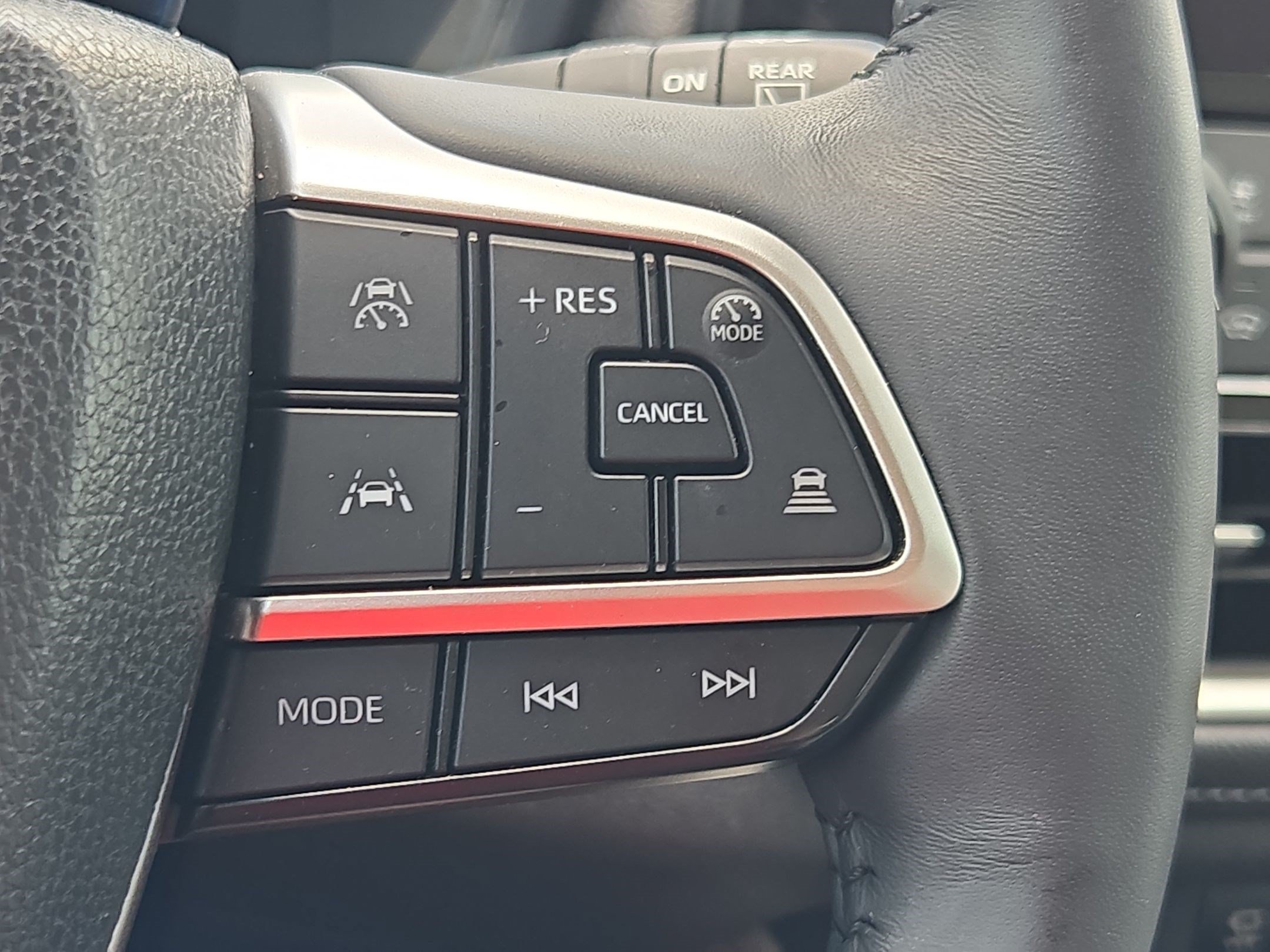 Used 2025 Toyota Grand Highlander FWD image 20