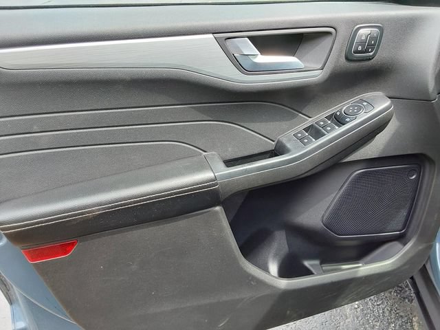 Used 2024 Ford Escape Platinum AWD/4WD image 15