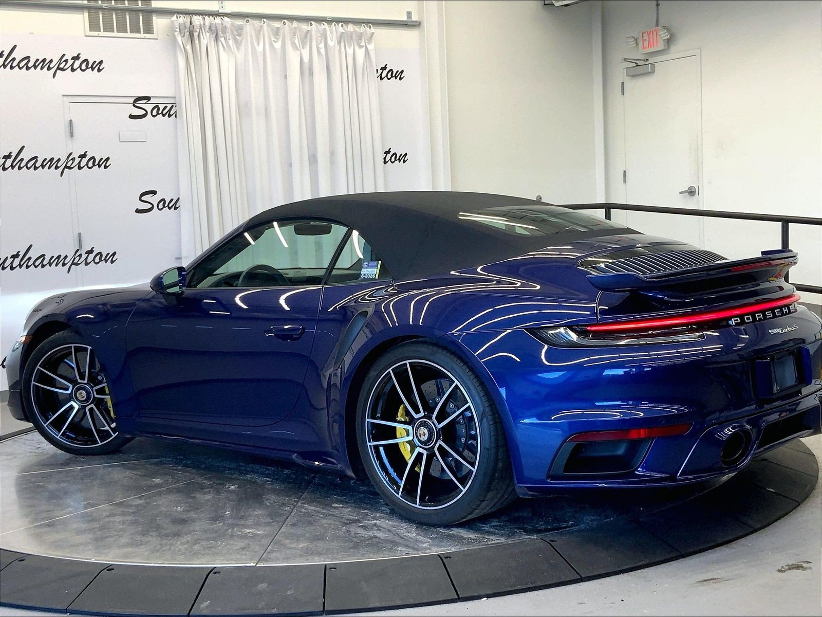 Used 2021 Porsche 911 Turbo S AWD/4WD image 3