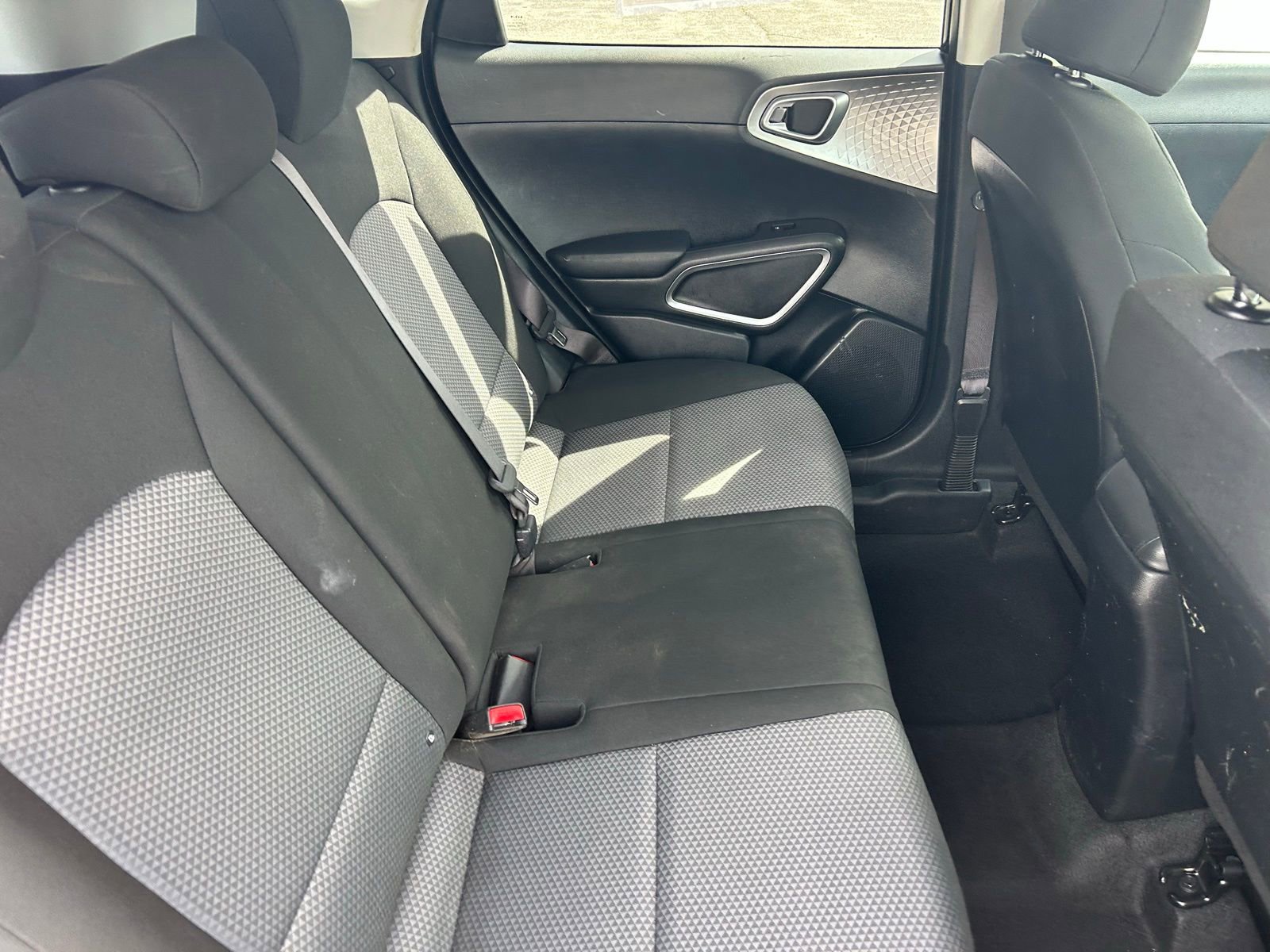 Used 2023 Kia Soul LX FWD image 29