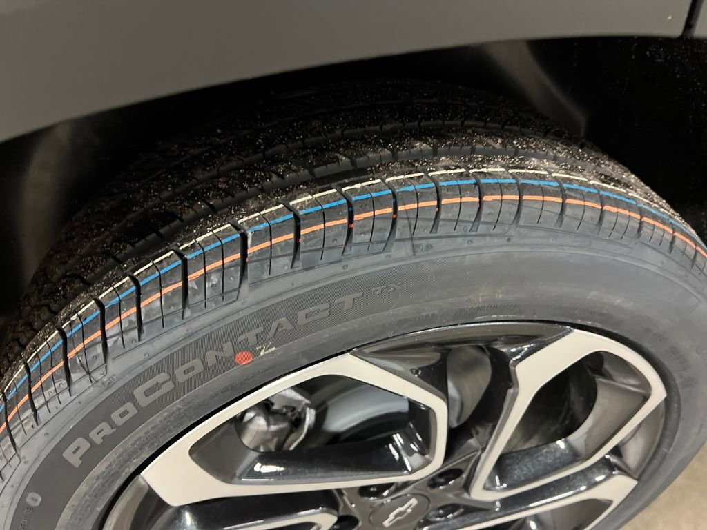 New 2026 Chevrolet Trax RS w/ Sunroof Package image 10