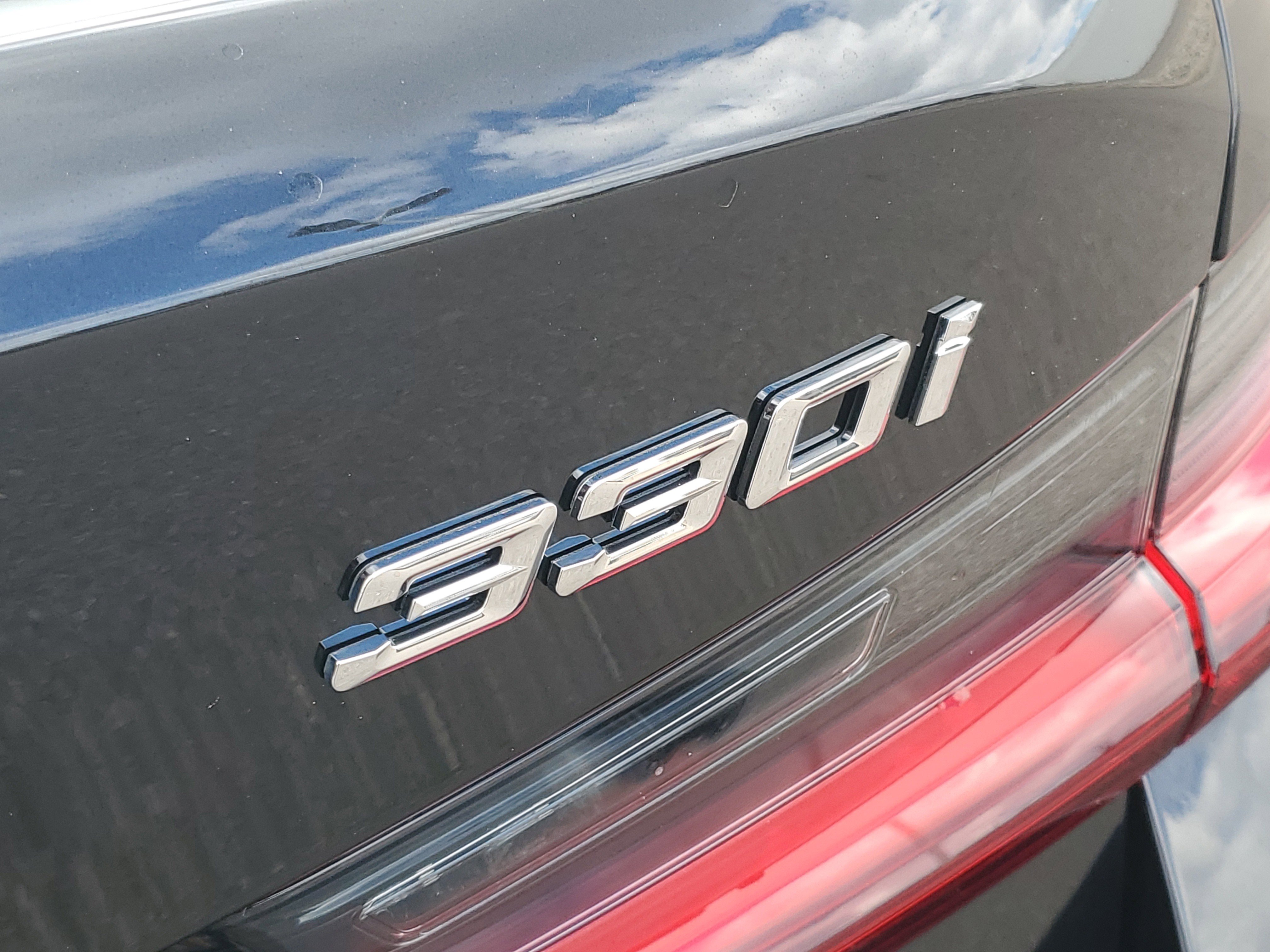 New 2026 BMW 330i xDrive Sedan w/ Premium Package image 30