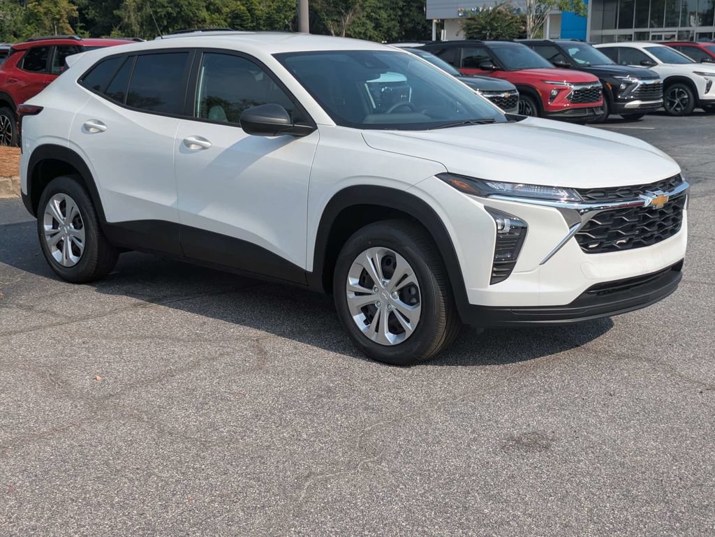 New 2026 Chevrolet Trax LS FWD image 2