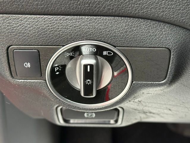 Used 2019 Mercedes-Benz GLA 250 4MATIC image 51