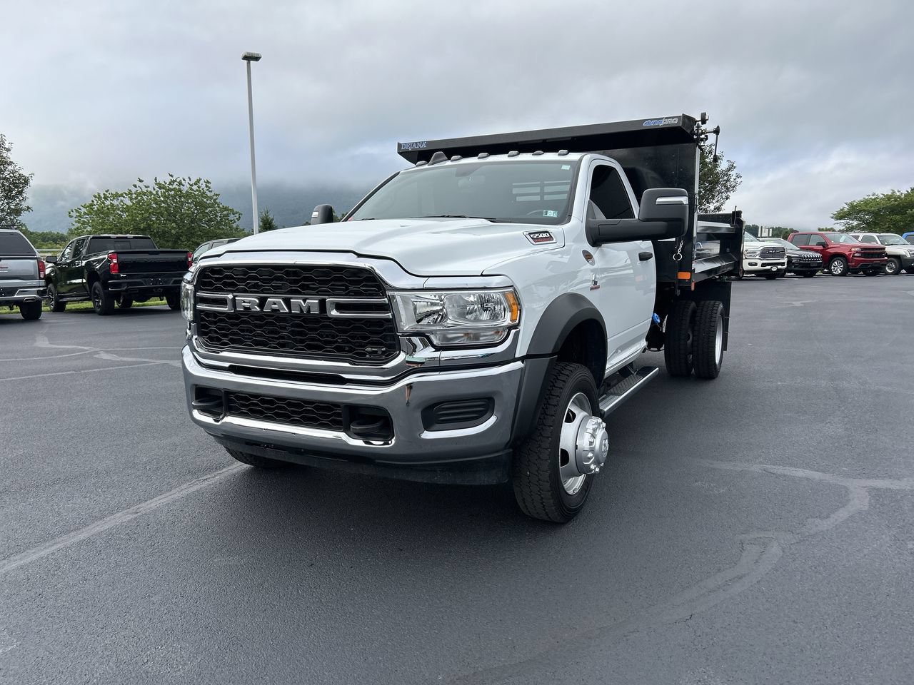 Used 2024 RAM 5500 Tradesman AWD/4WD image 3
