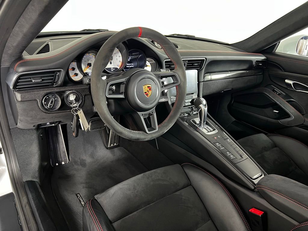 Certified 2018 Porsche 911 GT3 image 4