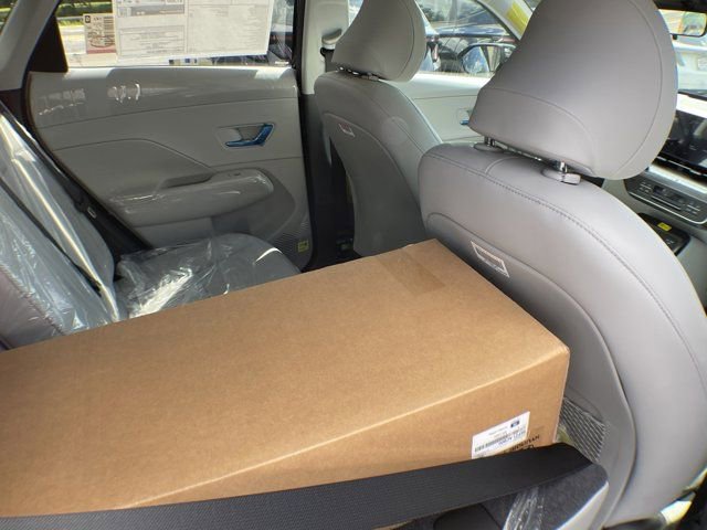 New 2026 Hyundai Kona SEL Premium image 12