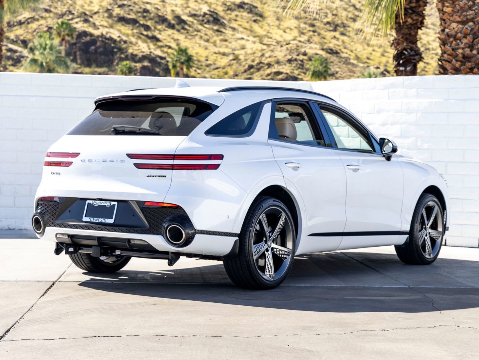 Used 2023 Genesis GV70 3.5T Sport w/ Sport Prestige Package image 10