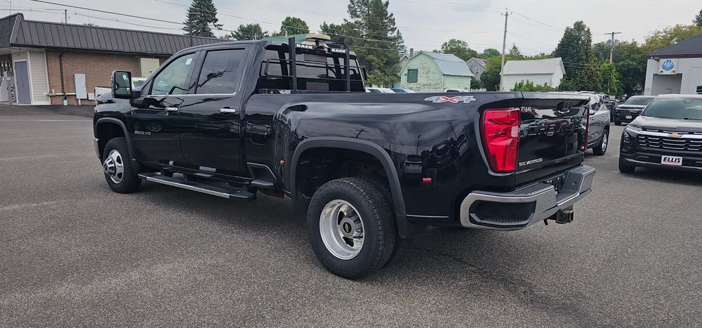 Used 2021 Chevrolet Silverado 3500 LTZ w/ LTZ Convenience Package AWD/4WD image 6